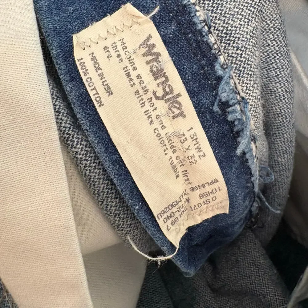 Vintage 80s Wrangler 13MWZ Cowboy Cut Denim Jeans USA 33x32 Measures 32 Waist